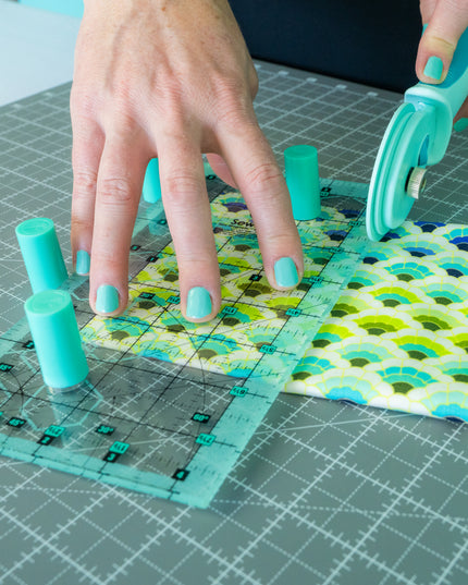 PRE-ORDER: Sew Magnetic 4.5" x 8.5" Ruler